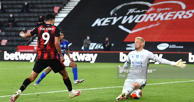 Bournemouth 4-1 Leicester: Thua sốc, Leicester sắp bị MU đá khỏi Top 4
