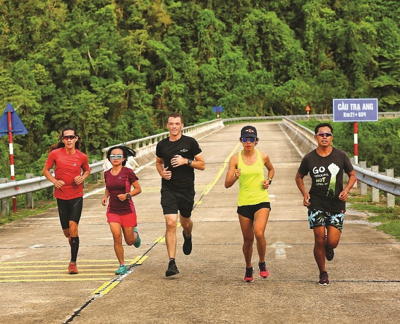 Hoãn tổ chức giải Marathon khám phá Quảng Bình năm 2020