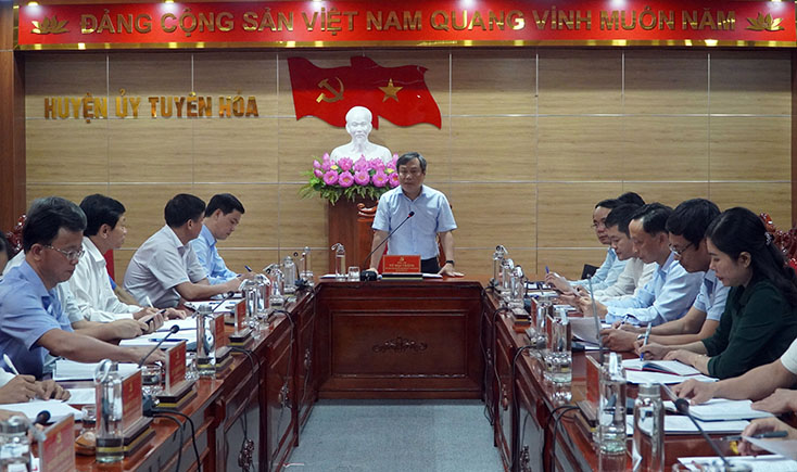 Cần tập trung lãnh đạo, chỉ đạo để mở ra các cơ hội phát triển mới cho Tuyên Hóa