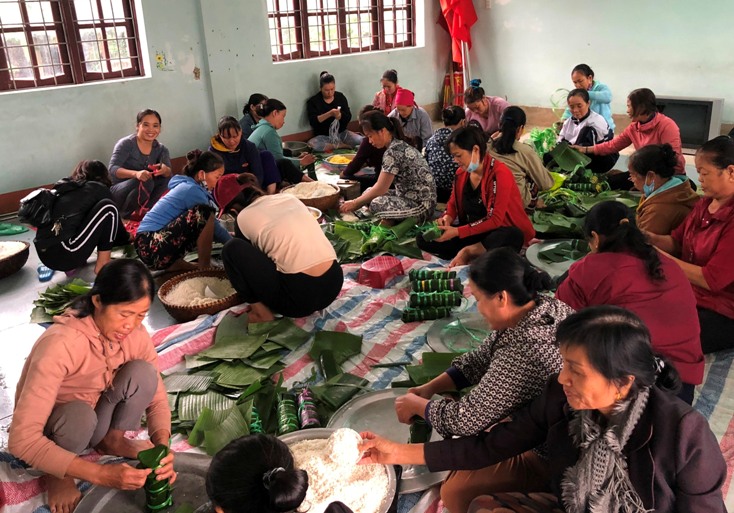 Chia sẻ yêu thương đến với người dân vùng lũ