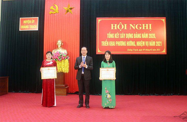Huyện uỷ Quảng Trạch triển khai nhiệm vụ năm 2021