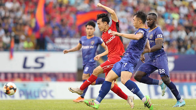 CLB lo V-League hoãn đến tháng 2 năm 2022