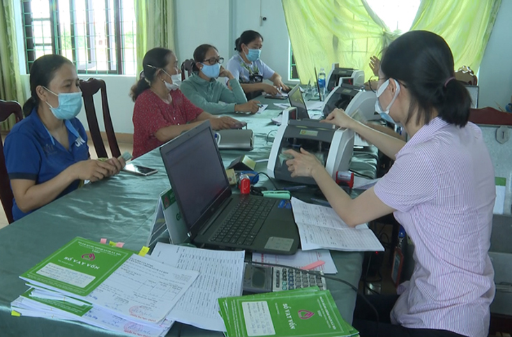Khẩn trương triển khai hỗ trợ đối tượng gặp khó khăn do dịch bệnh Covid-19