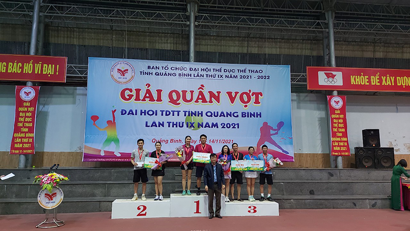 Sôi nổi giải quần vợt Đại hội TDTT tỉnh lần thứ IX năm 2021