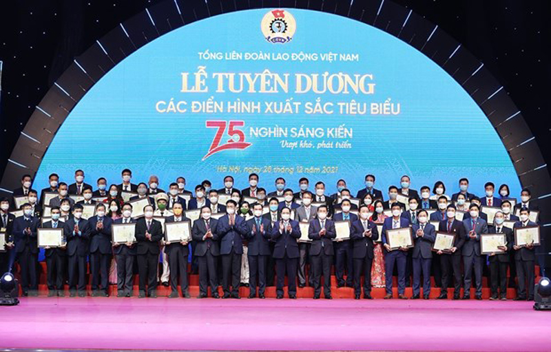 Phấn đấu đạt được 1 triệu sáng kiến chiến thắng đại dịch COVID-19