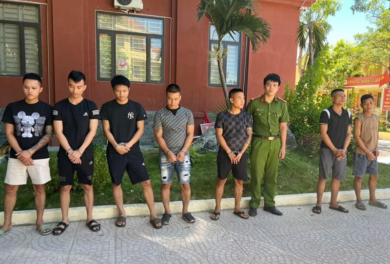 Khởi tố vụ án hình sự gây rối trật tự công cộng ở TX. Ba Đồn