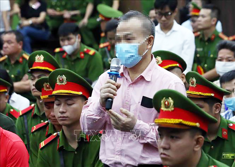 Vụ "Chuyến bay giải cứu": Luật sư xin giảm nhẹ hình phạt cho các bị cáo