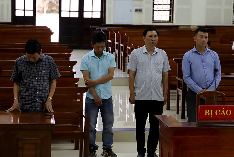 Tuyên án các bị cáo nguyên cán bộ Ban quản lý dự án Môi trường và Biến đổi khí hậu TP. Đồng Hới