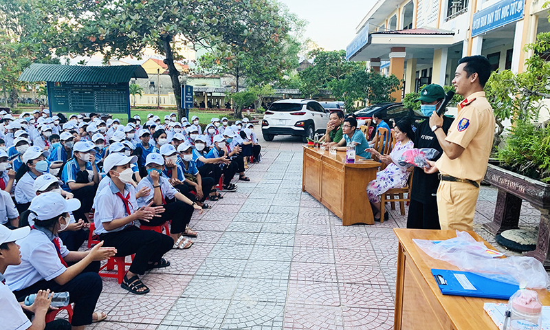 Đẩy mạnh các giải pháp bảo đảm trật tự an toàn giao thông