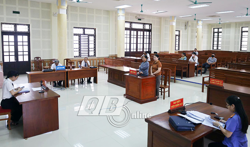 Hủy án sơ thẩm vụ "chứa mại dâm" ở Bố Trạch