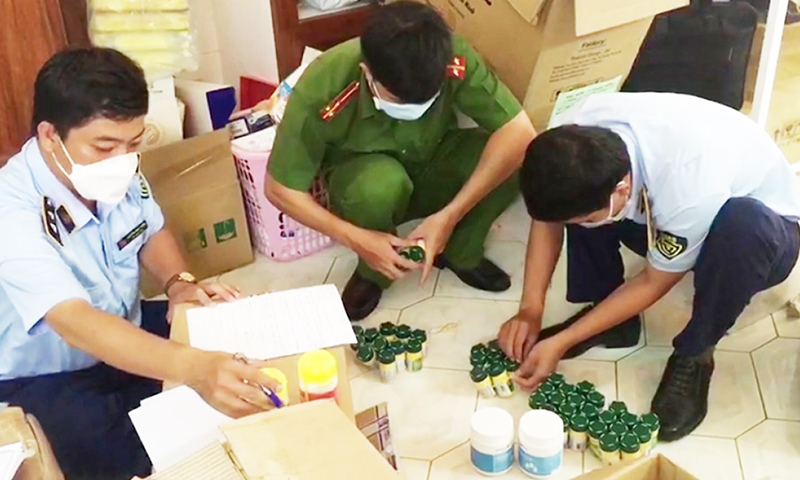 Cảnh giác với "ma trận" thực phẩm chức năng, bài thuốc trên mạng