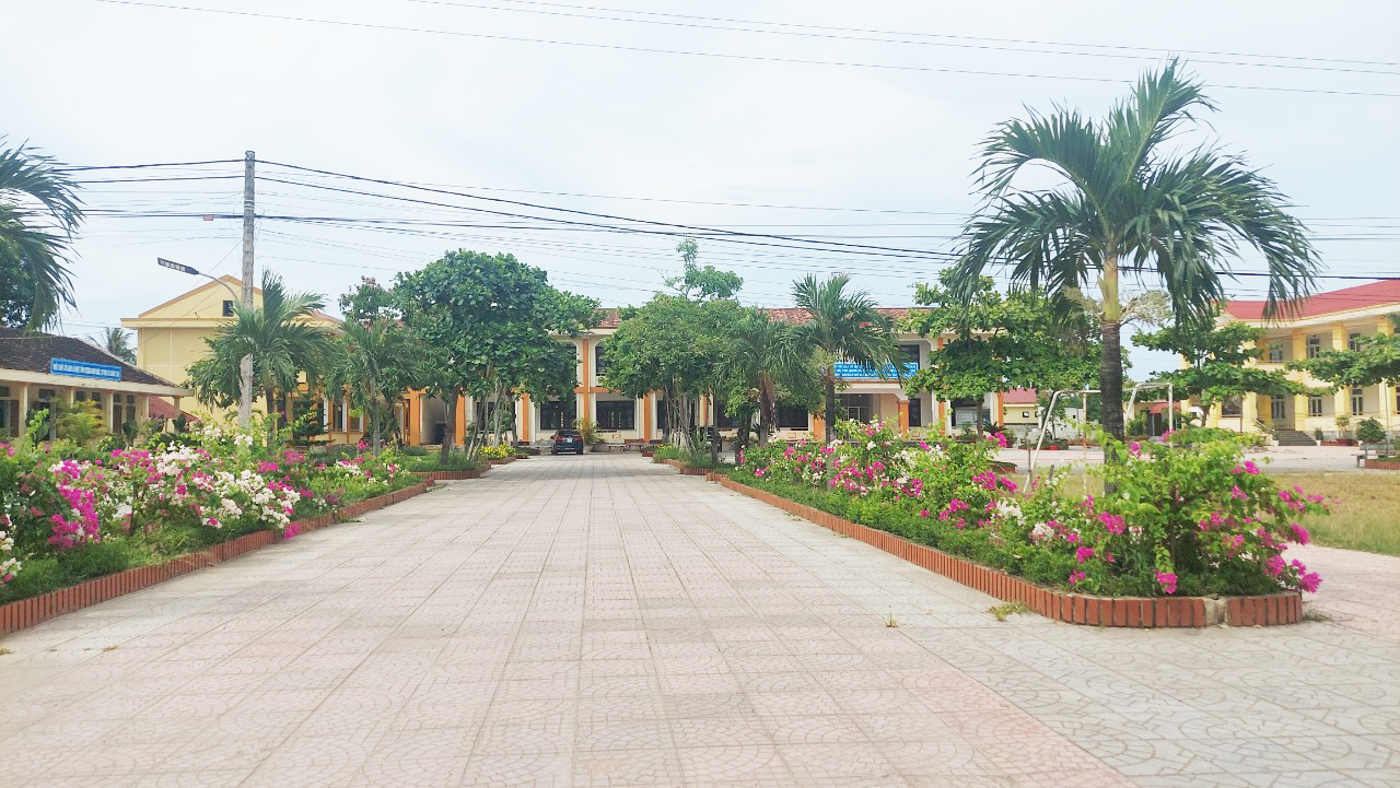Không xử lý kỷ luật lãnh đạo nhà trường