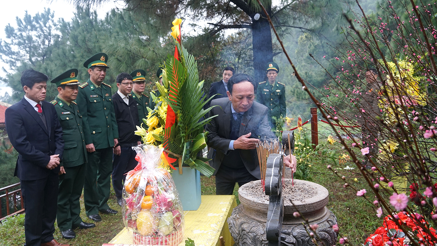 Người dân có thể viếng mộ Đại tướng Võ Nguyên Giáp tại Vũng Chùa vào các ngày trong tuần