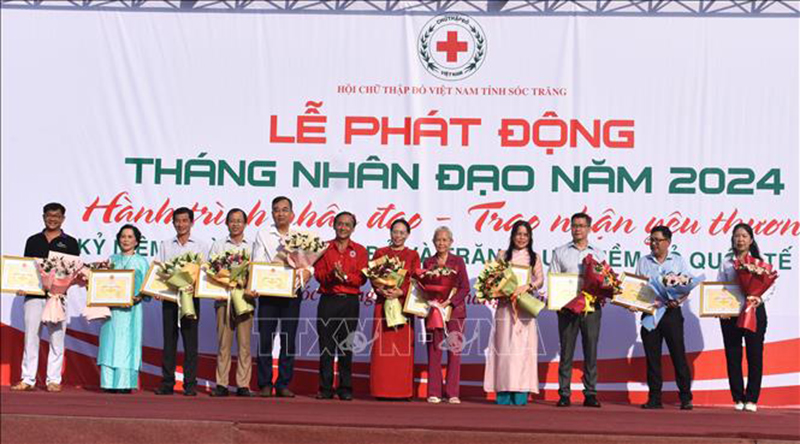 Gìn giữ tinh thần nhân đạo