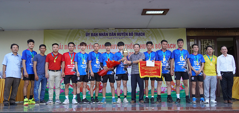 Bế mạc giải bóng chuyền nam huyện Bố Trạch lần thứ VII
