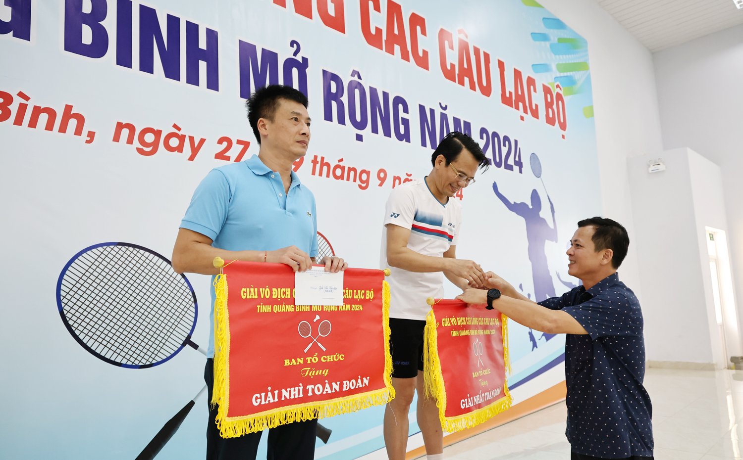 Câu lạc bộ Quảng Trị giành giải nhất toàn đoàn
