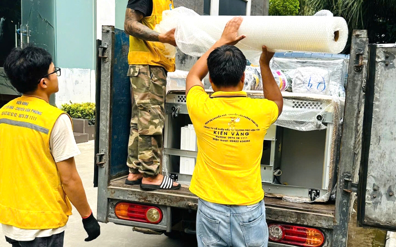 Công ty chuyển văn phòng trọn gói uy tín tại Hà Nội