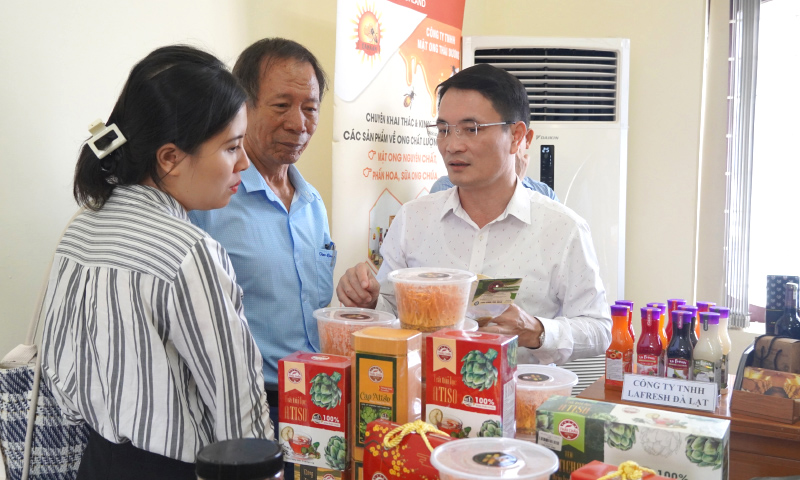 Vượt khó, hoàn thành các chỉ tiêu về công nghiệp, thương mại