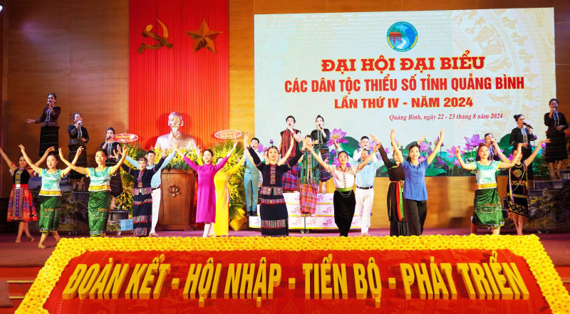 Nhìn lại một năm triển khai công tác dân tộc