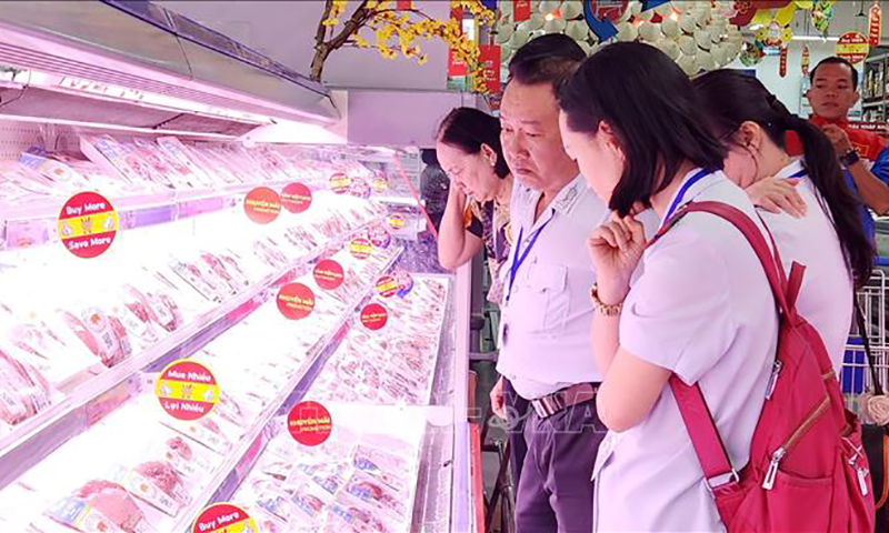 Thủ tướng yêu cầu bảo đảm an toàn thực phẩm dịp Tết và lễ hội Xuân