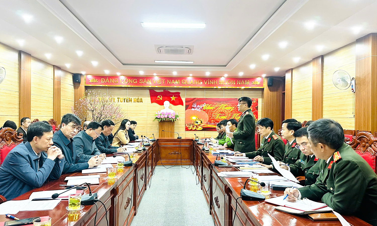 Huy động mọi nguồn lực để xóa nhà tạm, nhà dột nát