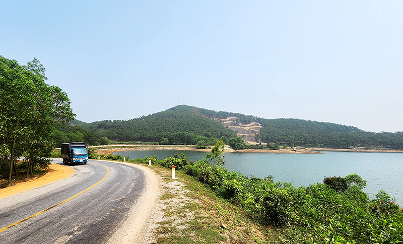 Tháng tư... trên đường Ba Trại