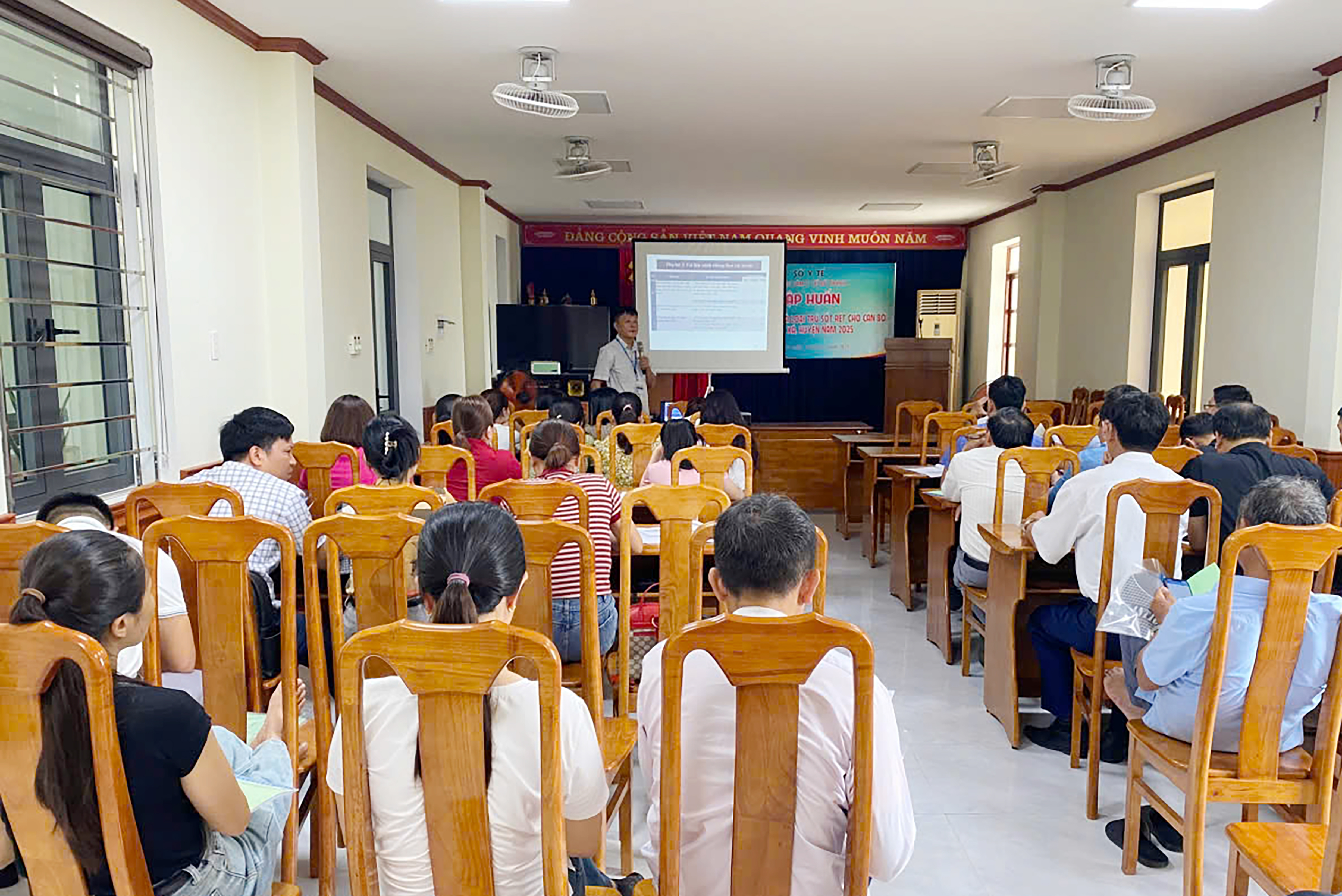 Loại trừ bệnh sốt rét trên địa bàn toàn tỉnh