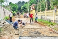 Một nông dân tình nguyện hiến đất xây dựng công trình công ích