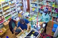Cẩn thận khi sử dụng bó hoa làm bằng tiền