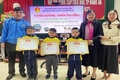 Tuyên dương đoàn viên nhặt được của rơi trả người đánh mất