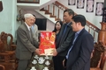 Bí thư Thành ủy Đông Hà Lê Quang Chiến thăm, chúc tết các gia đình chính sách