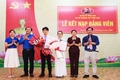 6 học sinh ưu tú một trường ở Vĩnh Linh được kết nạp Đảng