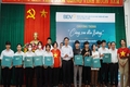 Nhà xuất bản Giáo dục Việt Nam tặng 80 suất học bổng cho học sinh vượt khó, học tốt