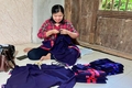 Truyền dạy nghề dệt thổ cẩm trong trường học