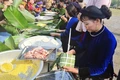 Thầy trò cùng nấu bữa sáng gây quỹ giúp người nghèo