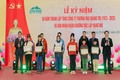 Từ lời hứa đến những chuyến du lịch nước ngoài