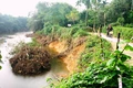 Sông Vĩnh Định đoạn qua thôn Nại Cửu sạt lở khiến người dân bất an