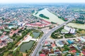 “Rác” quảng cáo vẫn bủa vây đô thị ở TP. Đông Hà