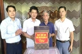Phó Bí thư Thường trực Tỉnh ủy thăm và tặng quà gia đình chính sách