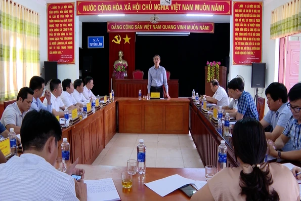 Phó Bí thư Tỉnh ủy, Chủ tịch HĐND tỉnh Nguyễn Đăng Quang kiểm tra tình hình hoạt động của xã Tuyên Lâm